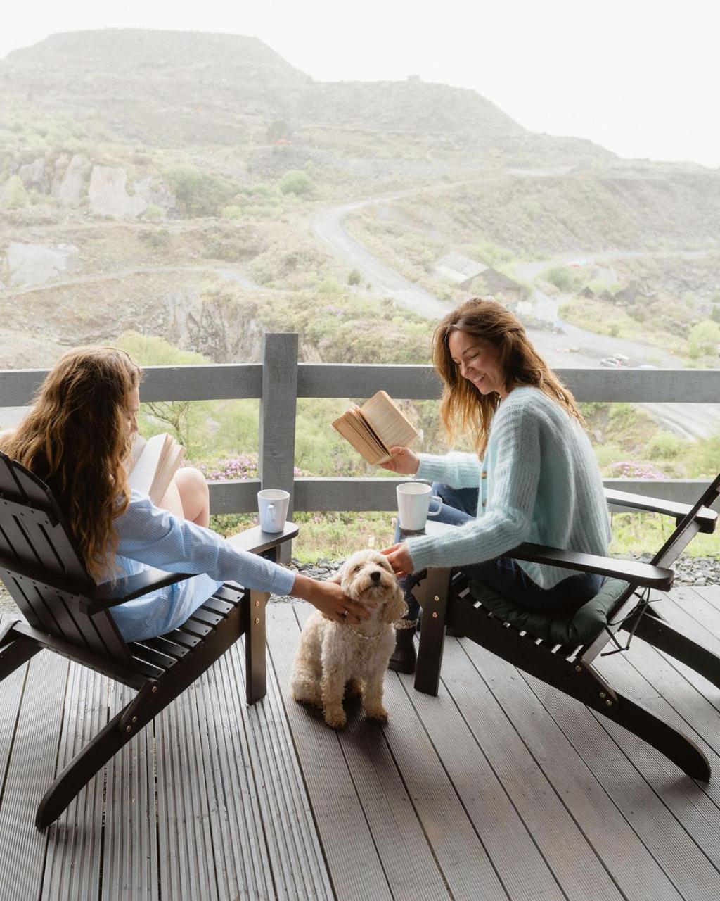 Llechwedd Glamping 호텔 블레노페스티니오그 외부 사진